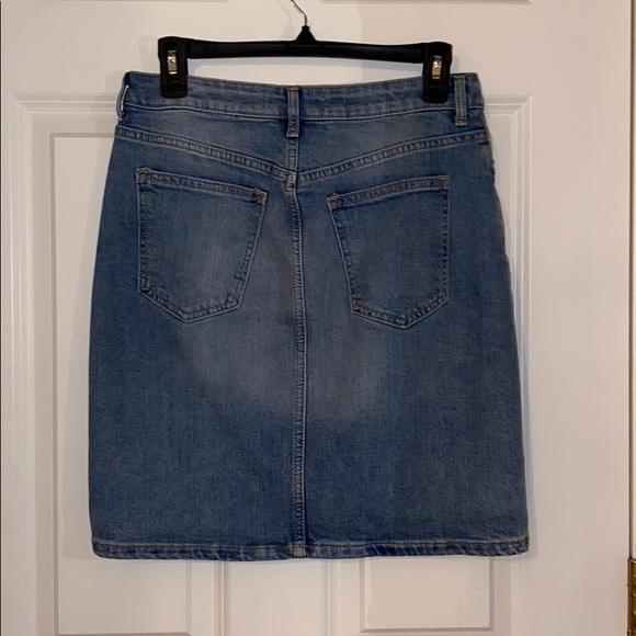 Jean Skirt - Picture 2 of 2